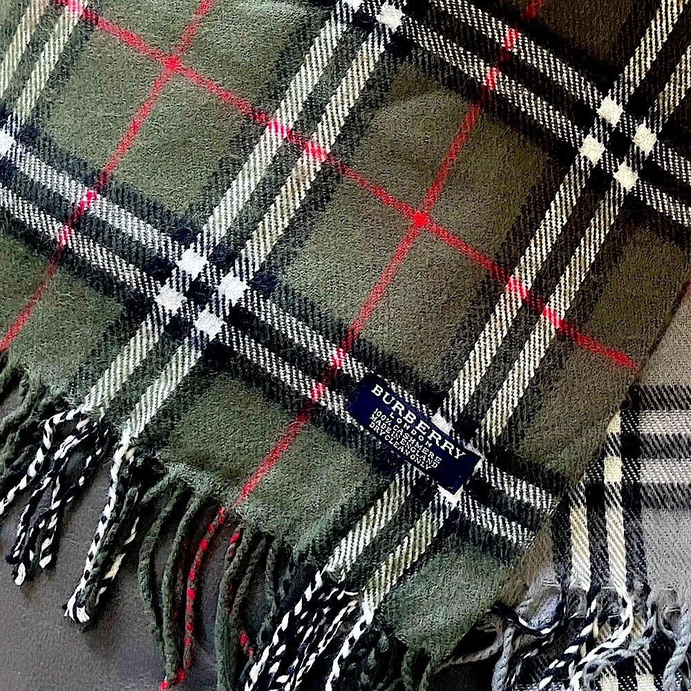 AUTH BURBERRY OLIVE CASHMERE SCARF 🍂 GREEN BLACK RED WHITE VINTAGE CHECK PLAID